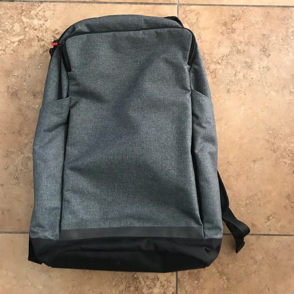 lululemon backpack mens